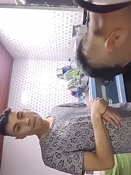 Snapshot of 1418edwar chatting on 02-14-26, 12:07 1418edwar online show from 02-14-26, 12:07