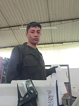 Snapshot of 1418edwar chatting on 03-02-26, 02:46 1418edwar online show from 03-02-26, 02:46