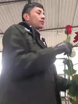 Snapshot of 1418edwar chatting on 03-06-26, 02:24 1418edwar online show from 03-06-26, 02:24