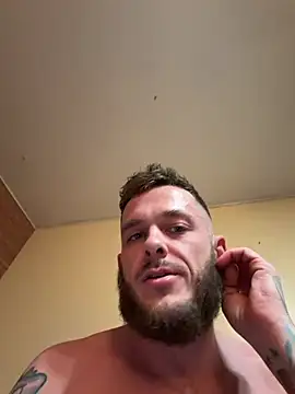 Snapshot of CustardMonster chatting on 02-18-26, 03:24 CustardMonster online show from 02-18-26, 03:24