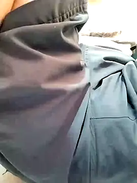 Bombi22 online show from 12-20-24, 05:40