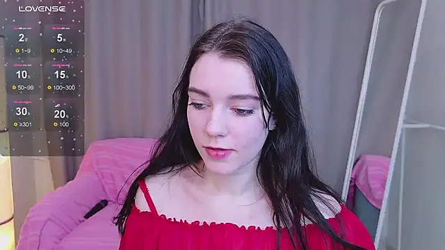 Lana  Cute  online show from 03-07-25, 12:01