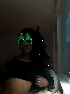 Snapshot of NastyBlackslaveGirl chatting on 12-25-24, 10:37 NastyBlackslaveGirl online show from 12-25-24, 10:37