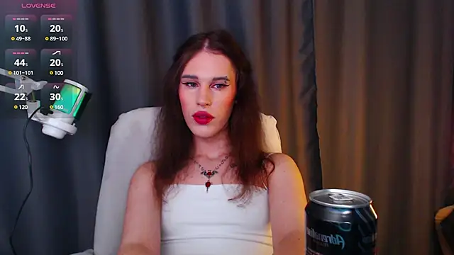 Snapshot of Cassie_Bae chatting on 03-09-25, 03:05 Cassie Bae online show from 03-09-25, 03:05