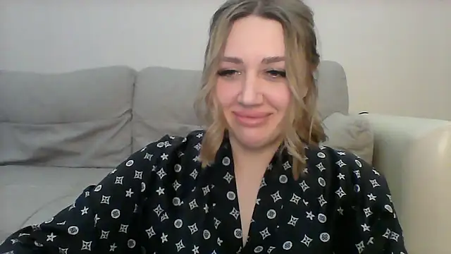 Snapshot of VickyLove047 chatting on 01-02-25, 08:02 VickyLove047 online show from 01-02-25, 08:02