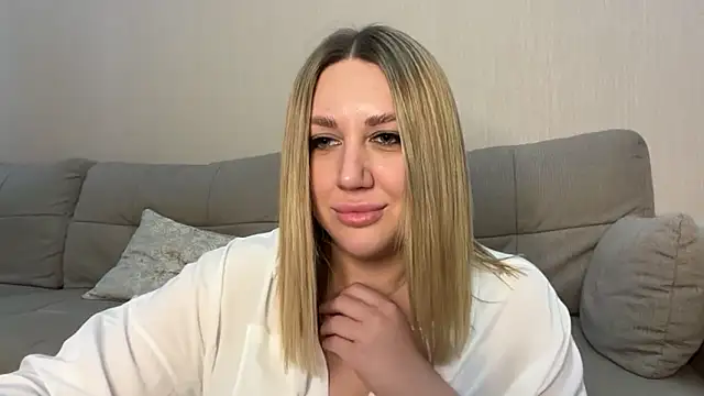 Snapshot of VickyLove047 chatting on 09-28-25, 09:25 VickyLove047 online show from 09-28-25, 09:25