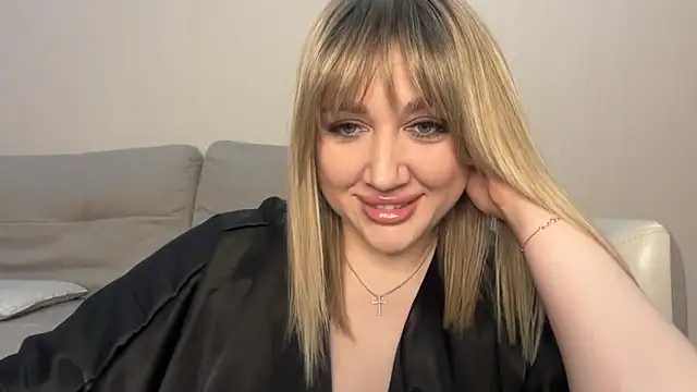 VickyLove047 online show from 04-18-26, 06:50