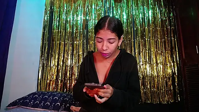 Snapshot of anais_tgn chatting on 01-05-25, 06:13 anais tgn online show from 01-05-25, 06:13