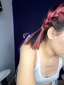 franchezkavegaaa online show from 02-05-25, 05:42