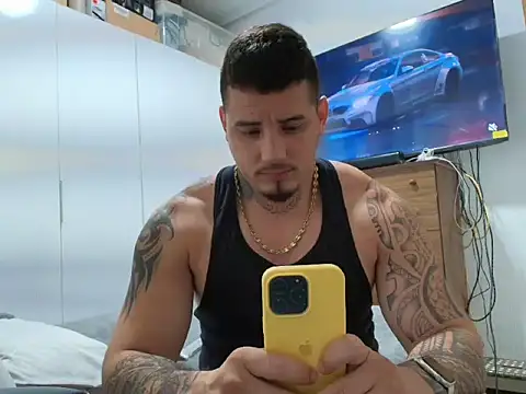 Snapshot of Geishastudios chatting on 10-14-25, 09:32 Geishastudios online show from 10-14-25, 09:32