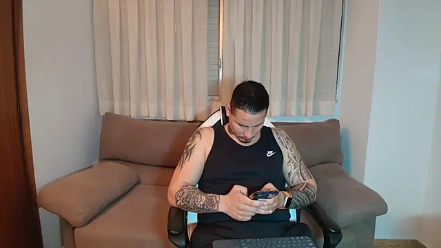 Snapshot of Geishastudios chatting on 03-31-26, 12:16 Geishastudios online show from 03-31-26, 12:16