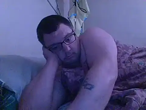 Snapshot of funsexgames chatting on 12-16-24, 05:49 funsexgames online show from 12-16-24, 05:49