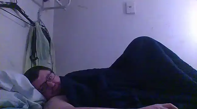 Snapshot of funsexgames chatting on 01-19-25, 01:00 funsexgames online show from 01-19-25, 01:00