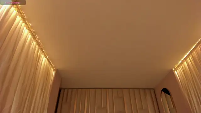 Snapshot of FernandaX1 chatting on 01-18-25, 01:19 FernandaX1 online show from 01-18-25, 01:19