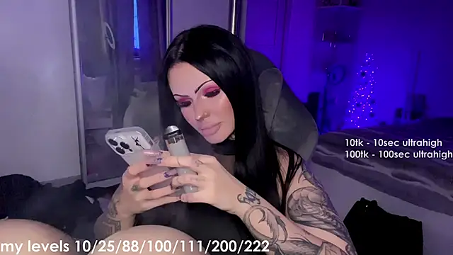 Snapshot of _xxtina chatting on 01-06-26, 01:15 xxtina online show from 01-06-26, 01:15