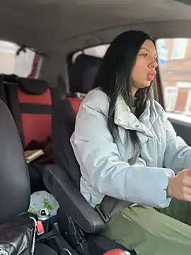 Snapshot of JulliaVegas chatting on 02-20-25, 02:07 JulliaVegas online show from 02-20-25, 02:07