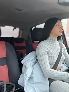 Snapshot of JulliaVegas chatting on 03-01-25, 01:32 JulliaVegas online show from 03-01-25, 01:32