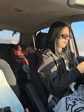 Snapshot of JulliaVegas chatting on 03-16-25, 02:21 JulliaVegas online show from 03-16-25, 02:21