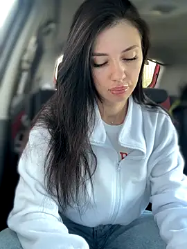 Snapshot of JulliaVegas chatting on 09-16-25, 01:28 JulliaVegas online show from 09-16-25, 01:28