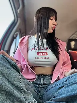 Snapshot of JulliaVegas chatting on 02-24-26, 03:26 JulliaVegas online show from 02-24-26, 03:26