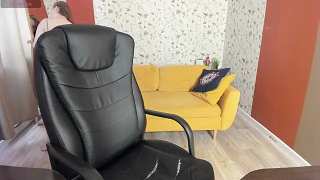 DarkErica online show from 04-17-26, 01:36