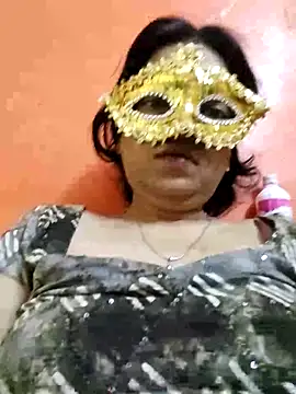 Snapshot of sunita-doll chatting on 03-12-25, 05:57 sunita-doll online show from 03-12-25, 05:57