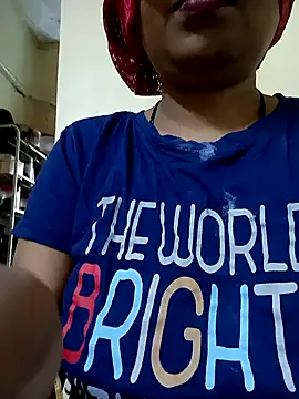 sunita-doll online show from 07-30-26, 08:13