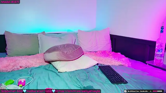 AaliyahLaylah online show from 07-14-26, 10:21