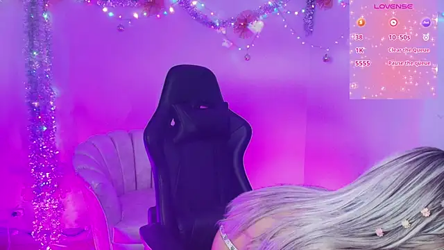 EmmaJhonnsson online show from 12-26-24, 08:00