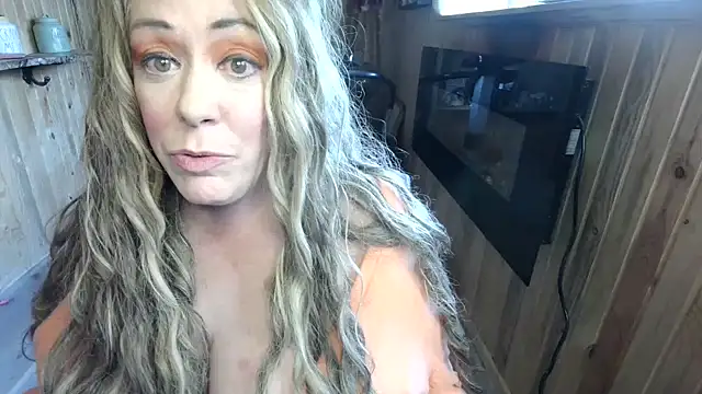 BrookeRides online show from 04-29-26, 06:03