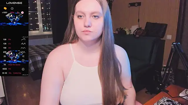 Snapshot of Alice_Dreamgirl_ chatting on 12-04-25, 01:53 Alice Dreamgirl online show from 12-04-25, 01:53