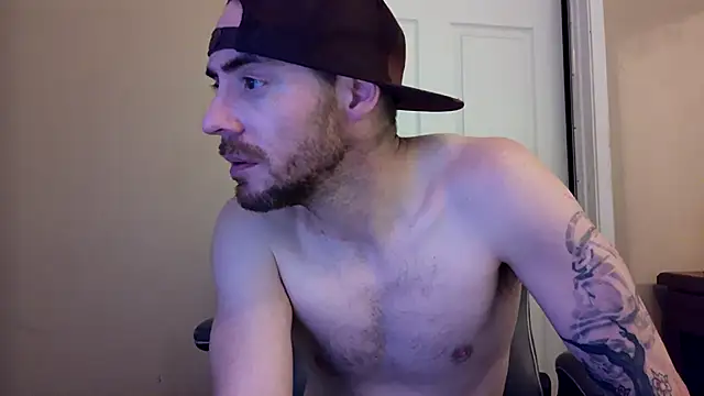 Huntzg23 online show from 04-29-26, 05:55