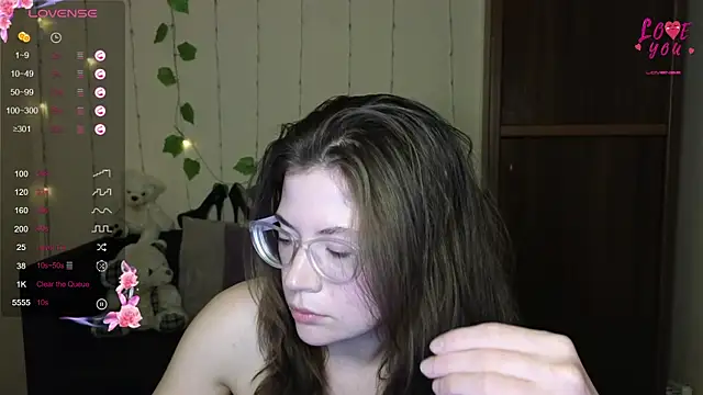 Alicia redfollow online show from 03-21-25, 03:13