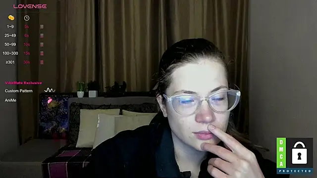 Alicia redfollow online show from 10-01-25, 11:27