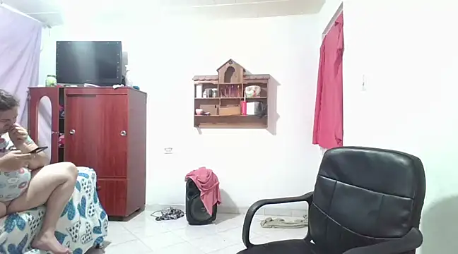 Snapshot of pecadodulce123 chatting on 02-12-25, 10:37 pecadodulce123 online show from 02-12-25, 10:37