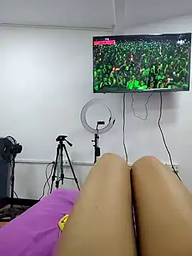 Miss balloonsmila online show from 02-06-25, 12:22