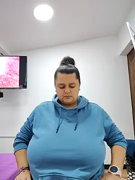 Miss balloonsmila online show from 11-23-25, 02:55