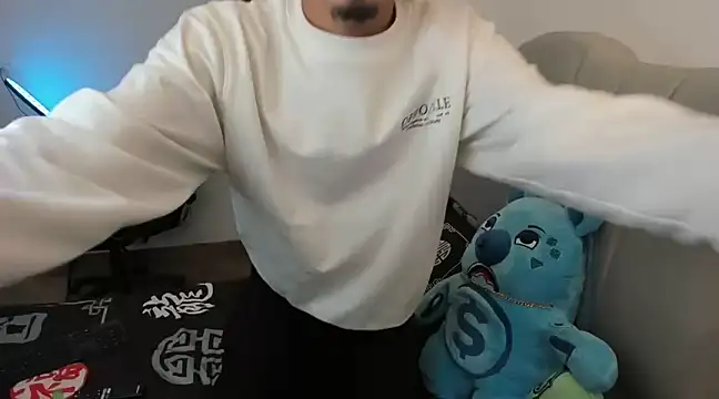 twink latino5 online show from 12-20-24, 11:00