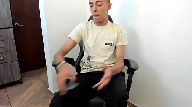 twink latino5 online show from 02-01-25, 06:21