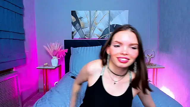 Snapshot of Curvy_Dynamite_ chatting on 02-26-25, 07:31 Curvy Dynamite online show from 02-26-25, 07:31