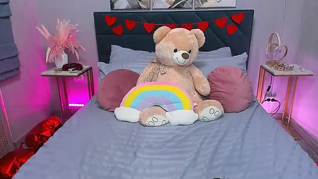 Curvy Dynamite  online show from 02-27-26, 01:05