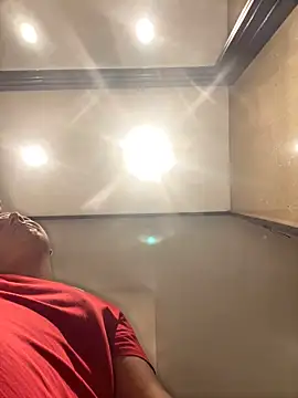 Snapshot of SecretlyDD chatting on 02-23-25, 12:27 SecretlyDD online show from 02-23-25, 12:27