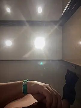 Snapshot of SecretlyDD chatting on 02-25-25, 12:03 SecretlyDD online show from 02-25-25, 12:03