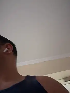 Snapshot of SecretlyDD chatting on 02-28-25, 04:54 SecretlyDD online show from 02-28-25, 04:54