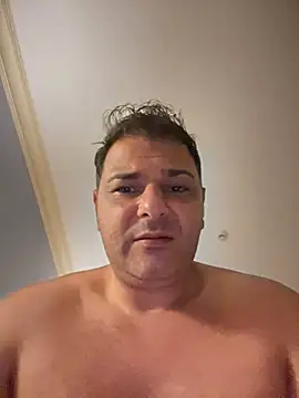 Snapshot of SecretlyDD chatting on 02-28-25, 09:55 SecretlyDD online show from 02-28-25, 09:55