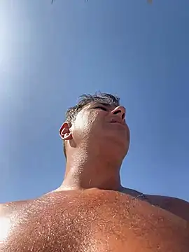 Snapshot of SecretlyDD chatting on 03-05-25, 11:49 SecretlyDD online show from 03-05-25, 11:49