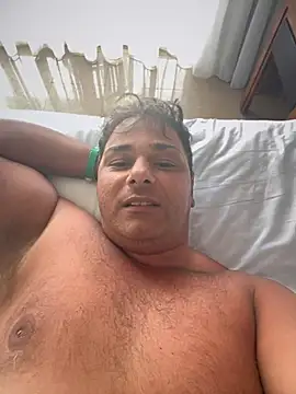 Snapshot of SecretlyDD chatting on 03-06-25, 02:51 SecretlyDD online show from 03-06-25, 02:51