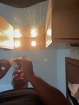 Snapshot of SecretlyDD chatting on 03-15-25, 08:04 SecretlyDD online show from 03-15-25, 08:04