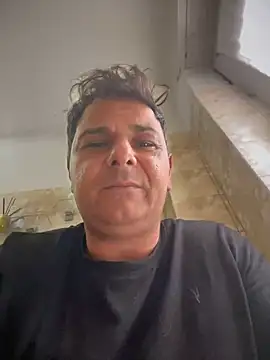 Snapshot of SecretlyDD chatting on 03-15-25, 02:55 SecretlyDD online show from 03-15-25, 02:55