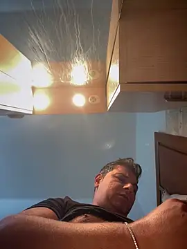 Snapshot of SecretlyDD chatting on 03-16-25, 05:36 SecretlyDD online show from 03-16-25, 05:36